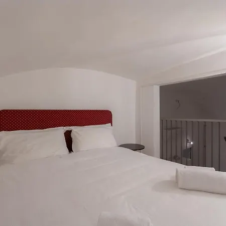 Ravel Cozy Near The Duomo Apartment Florence